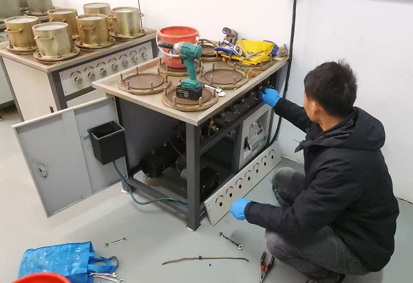 質(zhì)檢公司精耕儀器維保 筑牢建筑質(zhì)量安全防線(xiàn) - 副本.jpg